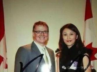 好嚣张!他和老婆上节目,却半夜偷着和老婆闺蜜联系?