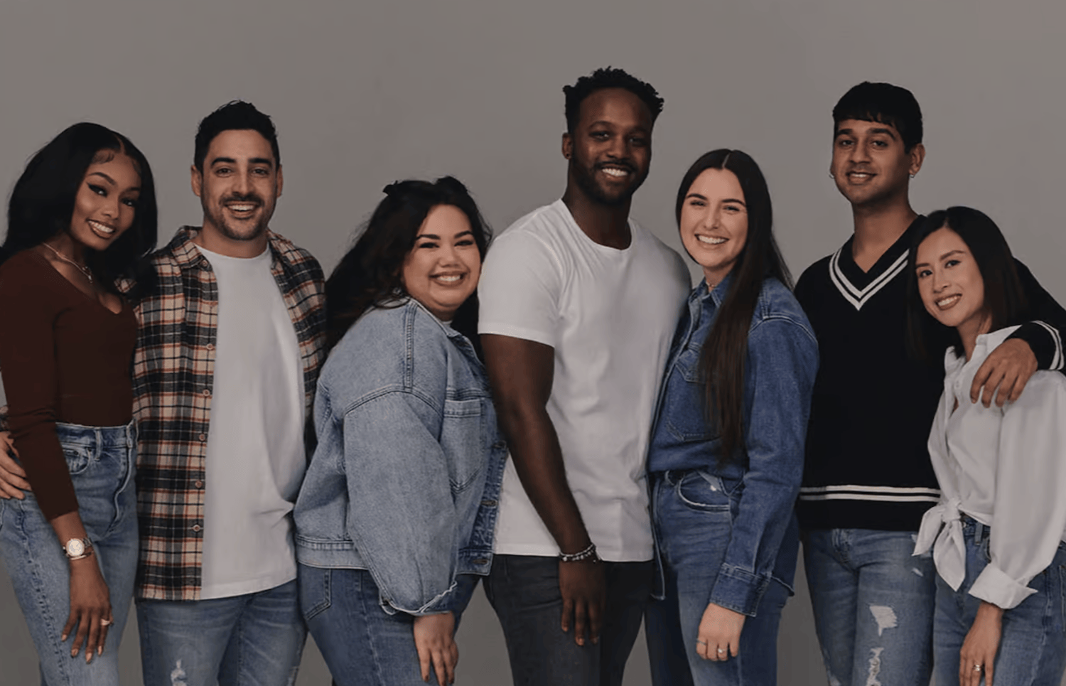 A&F前任CEO涉嫌性侵百名男模,曾推动肌肉猛男营销