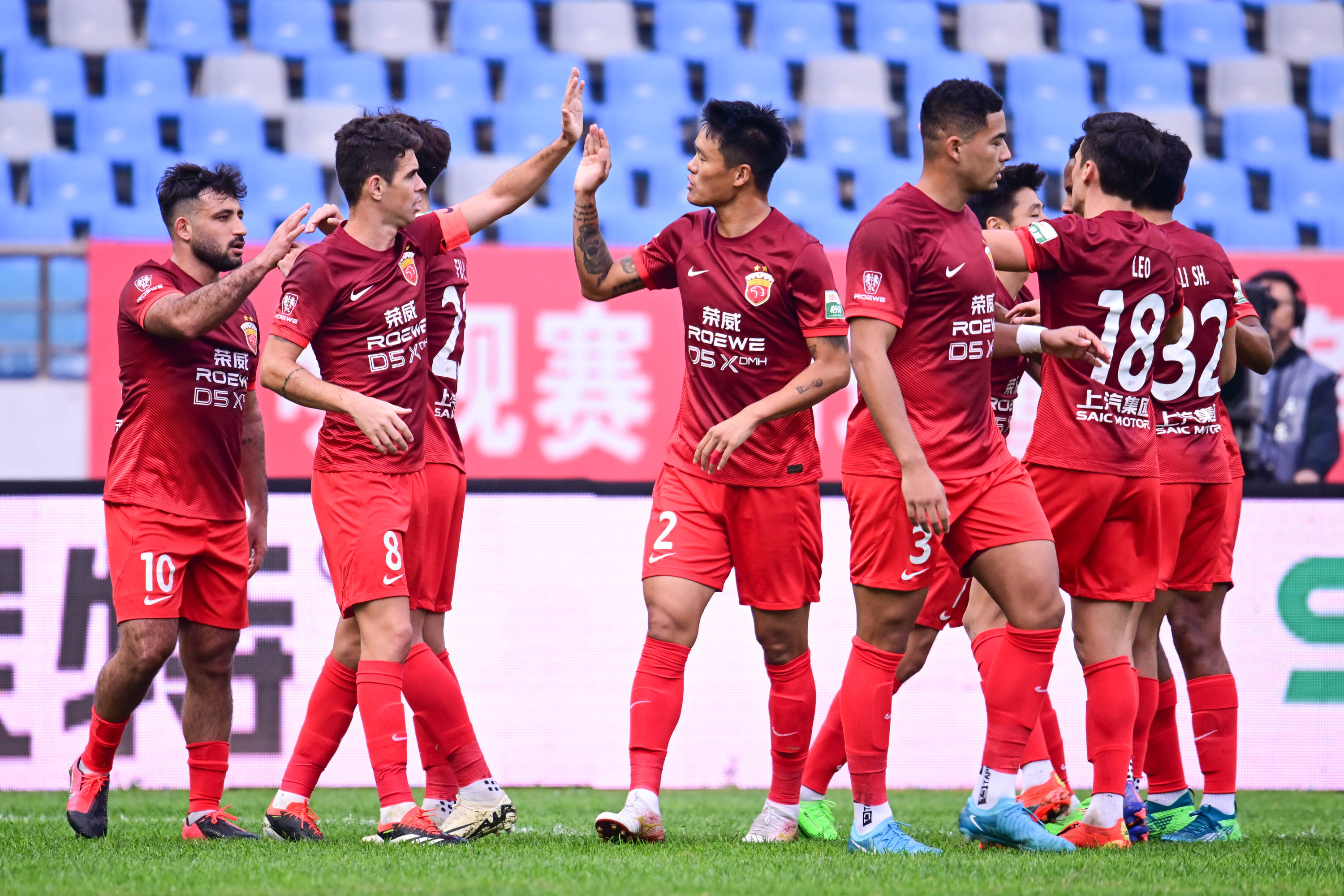 重返榜首!中超-武磊破门29轮32球+伤退 海港客场1-0沧州