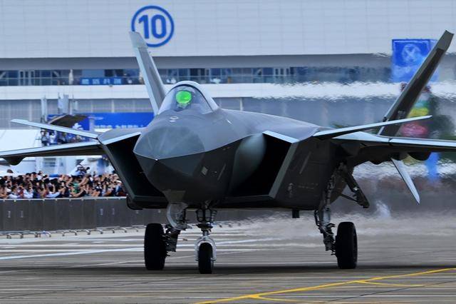 大饱眼福!珠海航展传出重磅消息:歼35将亮相