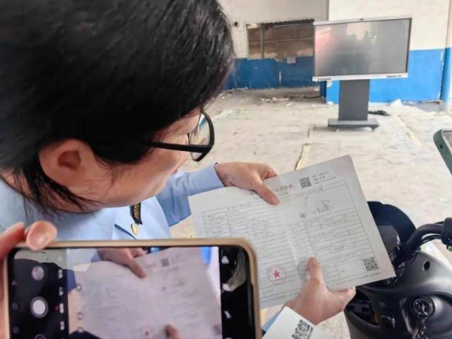 “出厂就限制了,没法改装”,明天起,买“小电驴”有重大变化