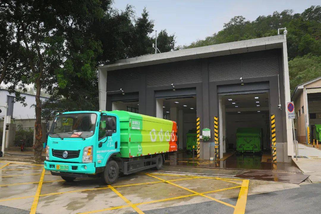 “我们还是分了吧”!深圳一场馆内,这段对话惹笑众人