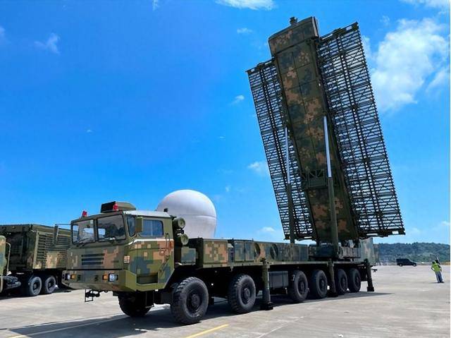 解放军进行10轮推演,模拟上海遭轰炸!美军战机或成活靶子?