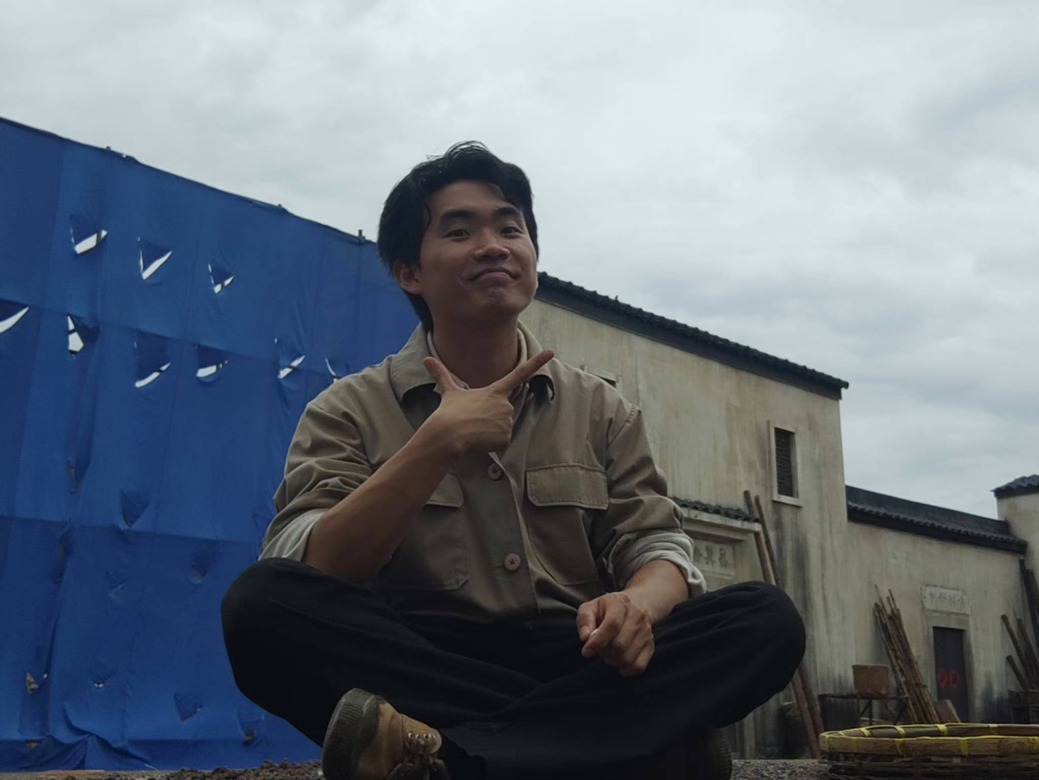 十几万横店群演集体调薪,短剧剧组在减少,4年“横漂”加500个群找戏拍