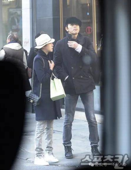 又发现新孩子了!这位50多岁大叔私生活这么混乱吗?