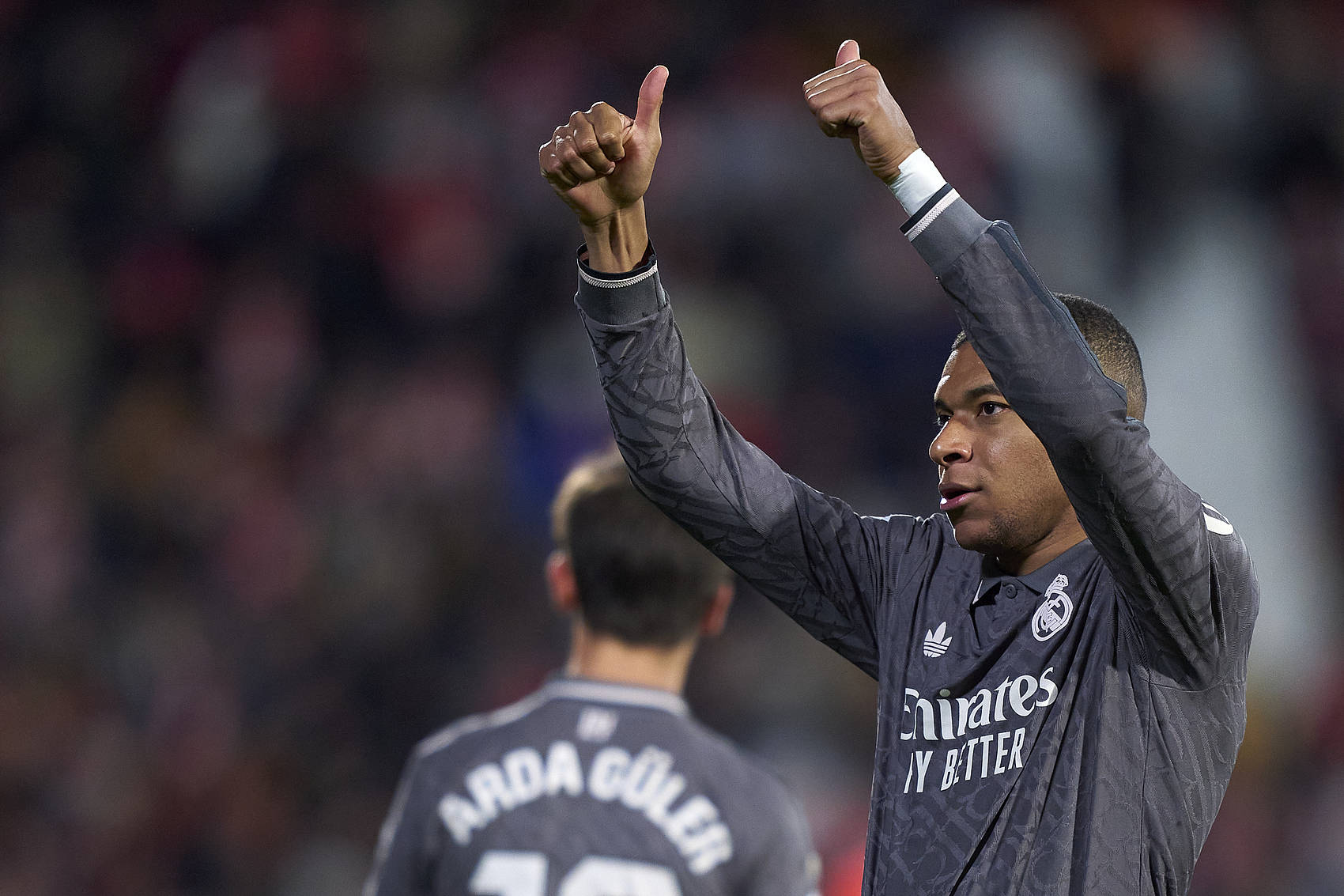 观战台:巴萨火拼多特+皇马生死战 利物浦赢球出线