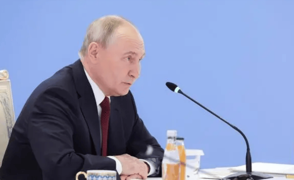 撑不到特朗普上台了？最后关头，普京不再留手，乌克兰全境告急