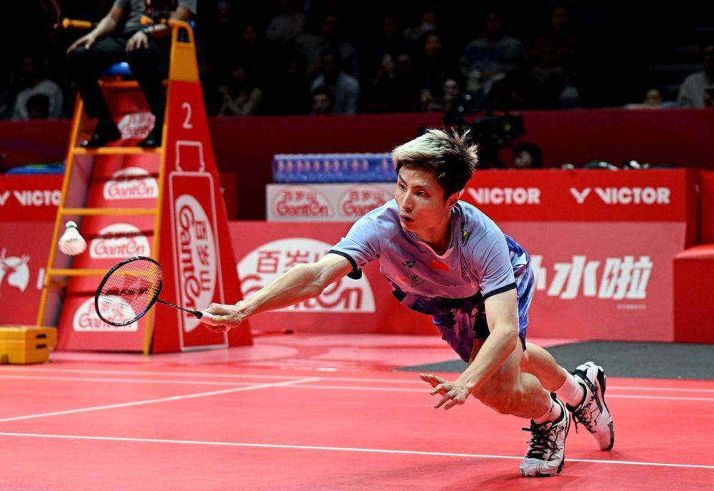 世界羽联世界巡回赛总决赛:石宇奇连胜提前出线