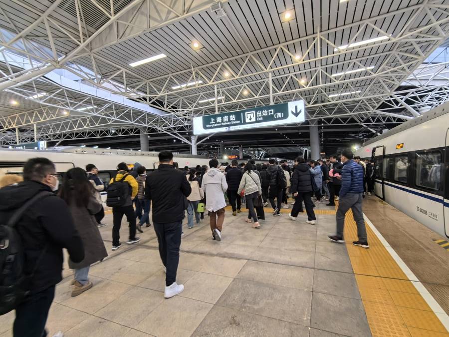 车次缩减、延误频发,上海金山铁路将如何调整优化?