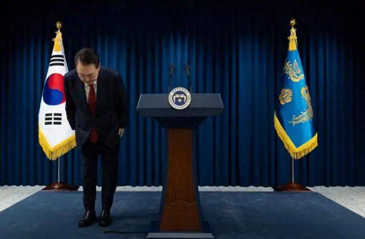 韩国政坛惊天翻转:尹锡悦陷叛乱漩涡,新总统人选扑朔迷离,究竟谁笑到最后?