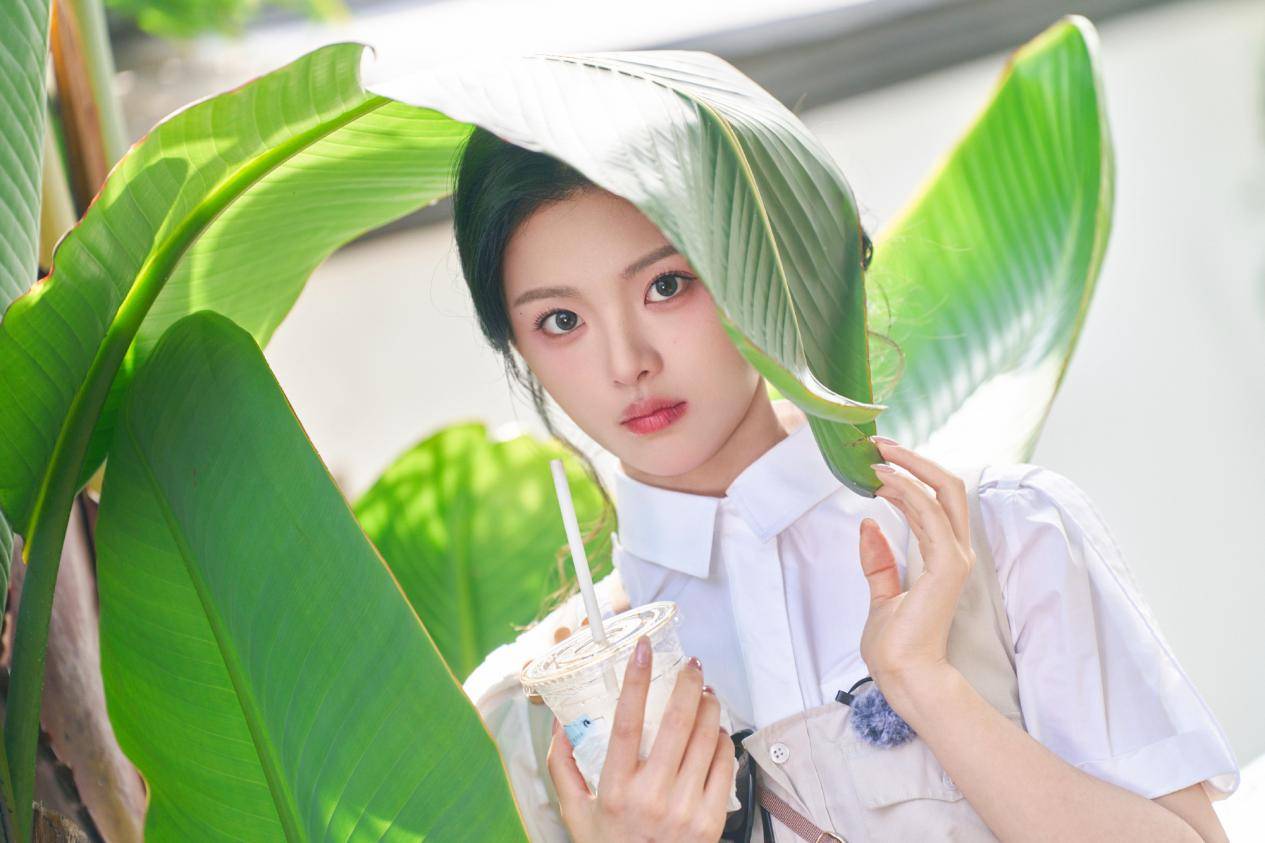 赵丽颖怼粉、赵露思告粉，这一届“花粉”的事业心比女明星更强？