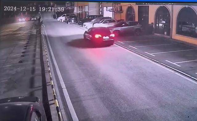 在灿哥说车买的车被强行开走!进展:车辆已退给买方,涉事销售接受警方调查