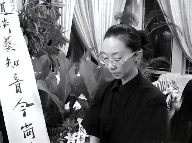 侯瓒:我是侯耀文的长女郭德纲的“妹妹”,与二伯和解后终获幸福