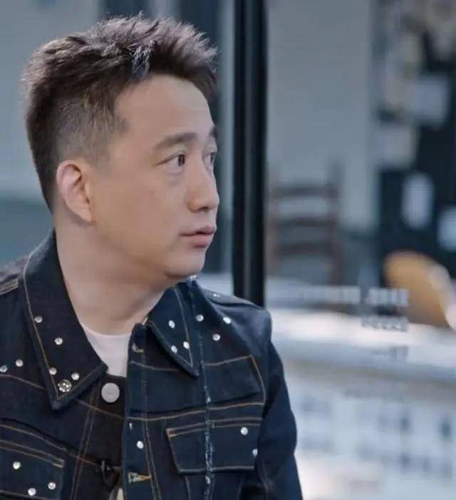 三年不开张，开张吃三年！以为黄磊糊了，实际他才是最精的那一个