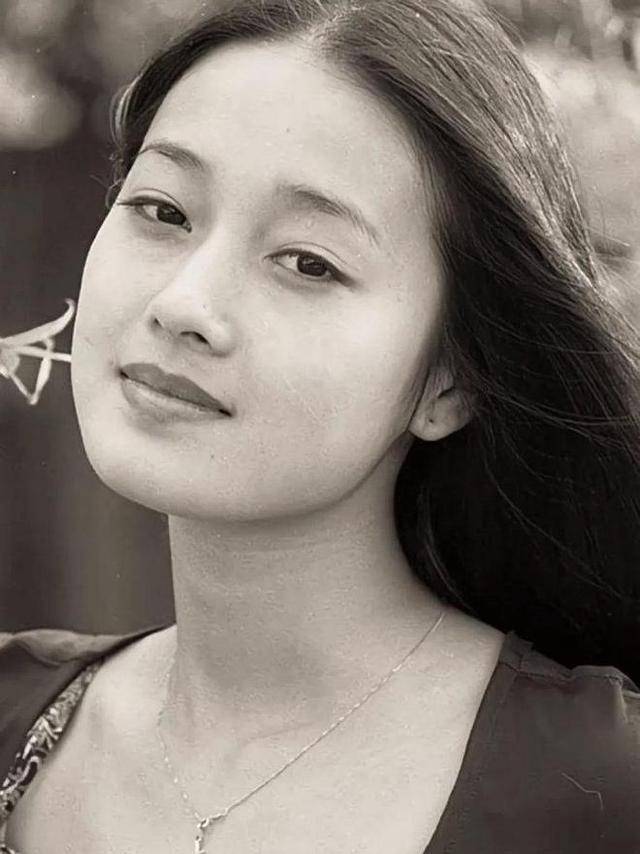 48岁马伊琍官宣喜讯，网友恭喜：离婚五年，终于等到这一天了