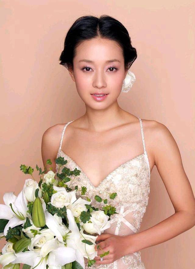 48岁马伊琍官宣喜讯，网友恭喜：离婚五年，终于等到这一天了