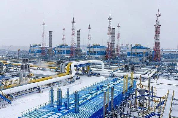 终于谈成了？普京不用再受窝囊气了！中国已经点头，俄罗斯收到“大礼”