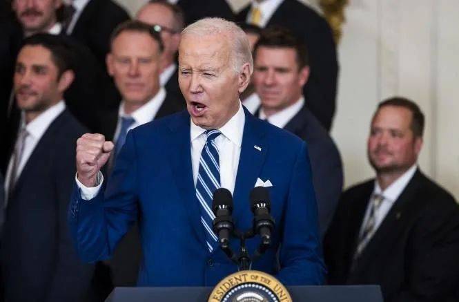 出大事了，新年首个黑天鹅？美国五角大楼对华一举引爆舆论，中企股价大跌