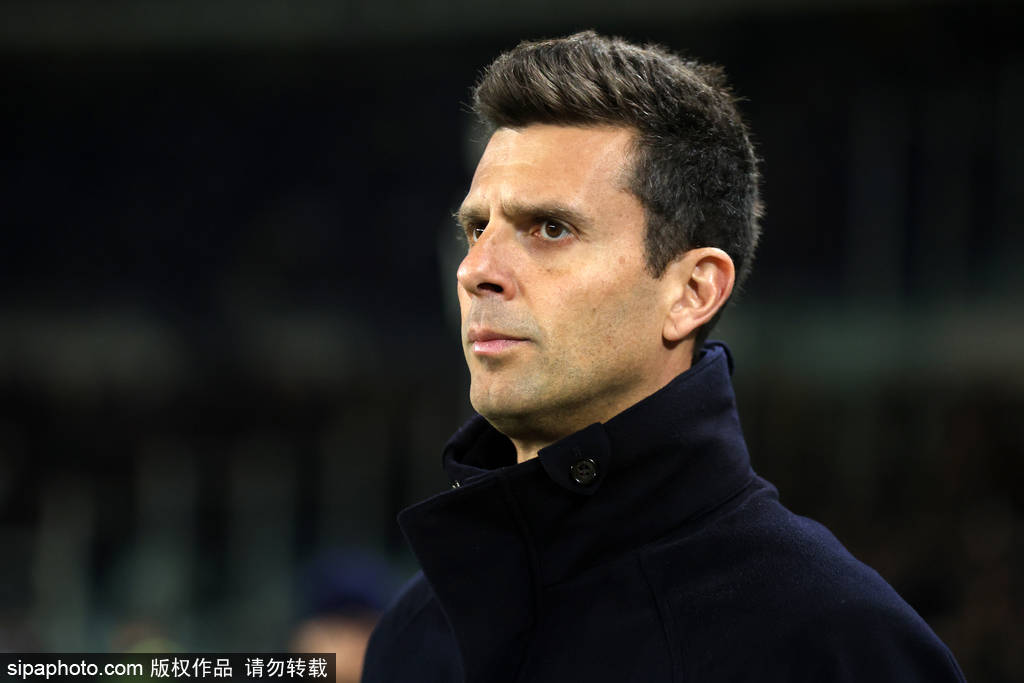 比赛日：十人巴萨5-2皇马夺西超杯 曼联足总杯点杀阿森纳