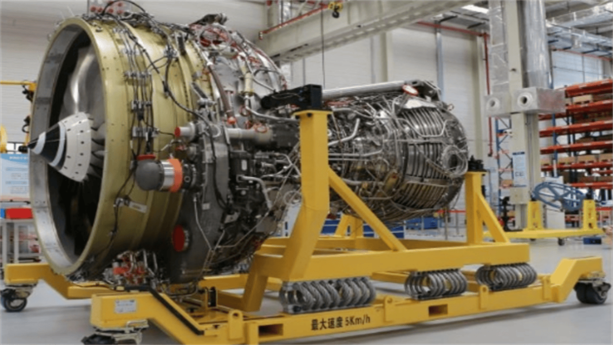 中国靠技术杀出一条血路！美国满眼担忧，不敢再卡脖子