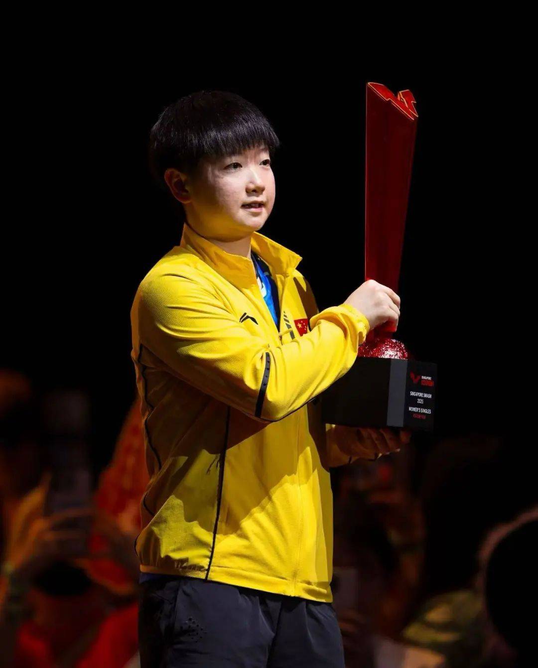 林诗栋男单夺冠，孙颖莎女单登顶 | WTT新加坡大满贯赛国乒五冠收官