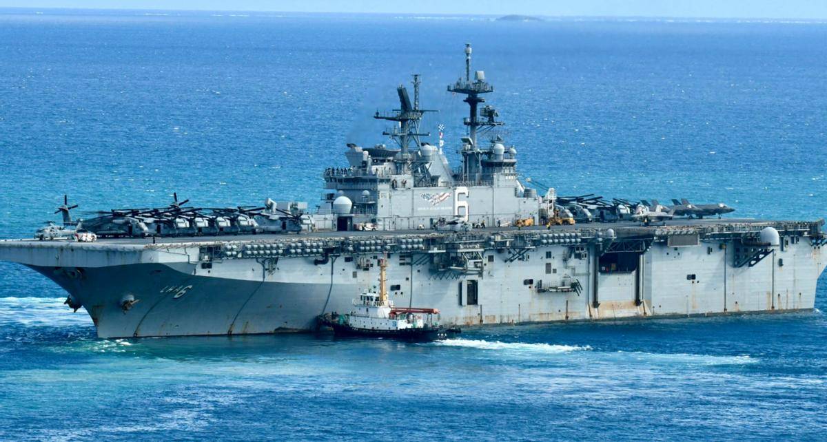 随时做好战斗准备！美军3艘战舰“堵门”，台名嘴两字道出结局