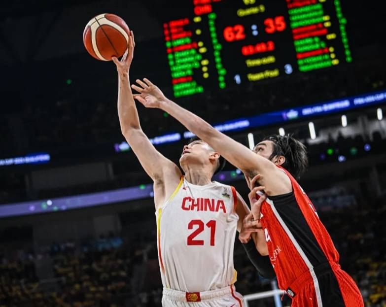 42分大胜!亚预赛中国男篮复仇日本 赵睿16+8+5