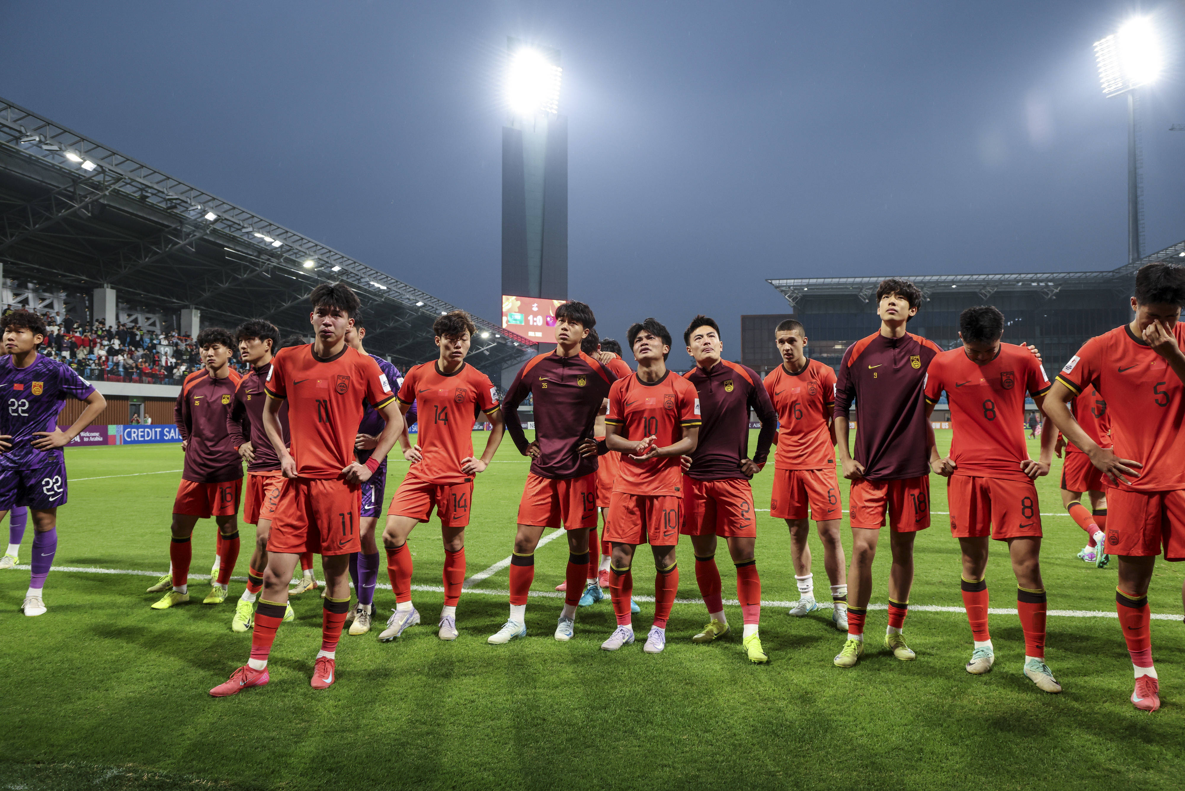 上调国足?本届国青有人已被伊万关注 是否换帅需足协定夺