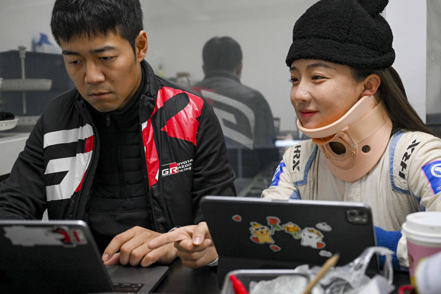 与世界上“开车最快”的女生们同场竞技!师炜即将亮相F1学院揭幕战