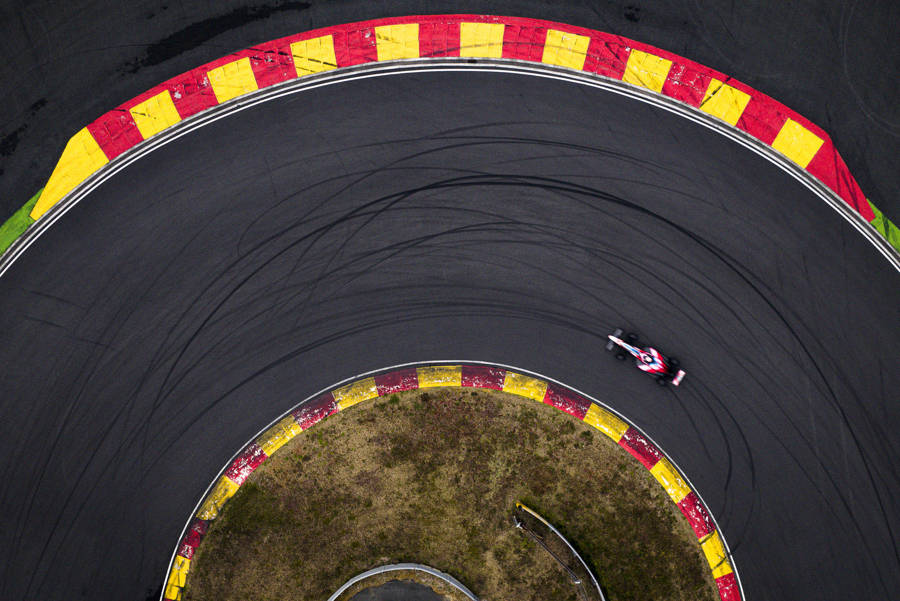 与世界上“开车最快”的女生们同场竞技!师炜即将亮相F1学院揭幕战