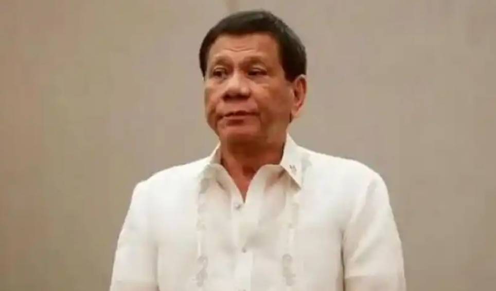 三消息：中方抓到“大鱼”；赖清德突遭晴天霹雳；上百国收到通缉令