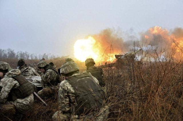 乌军突然撤军库尔斯克,俄格战争教训敲警钟,乌东平原埋反击杀机