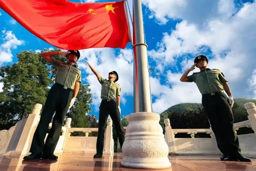 直招军官，正在报名！