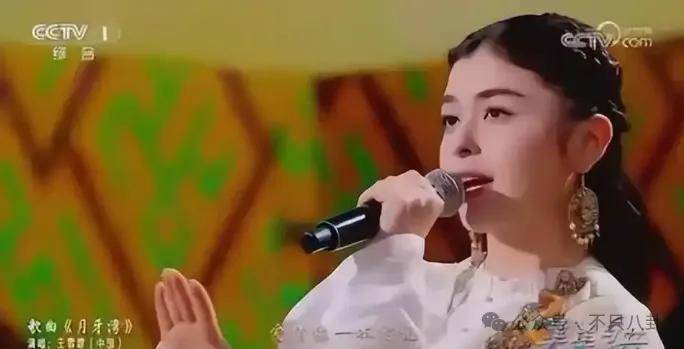 前一天还高高兴兴给粉丝表演，第二天就突发疾病去世了？！