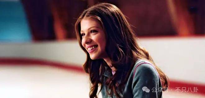 前一天还高高兴兴给粉丝表演，第二天就突发疾病去世了？！