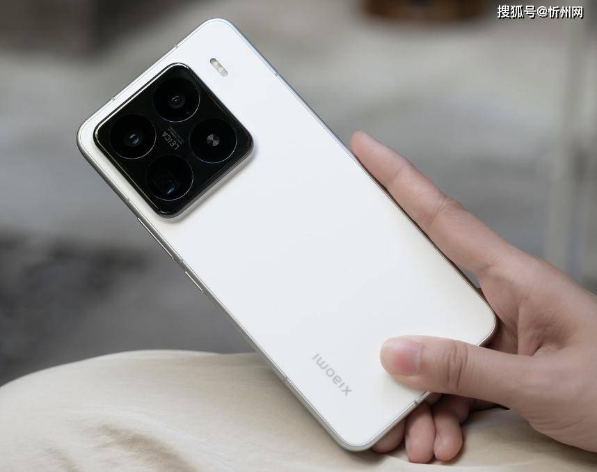 小米顶尖“小钢炮”手机,现已降价901元,512GB+3nm芯片+无网通信