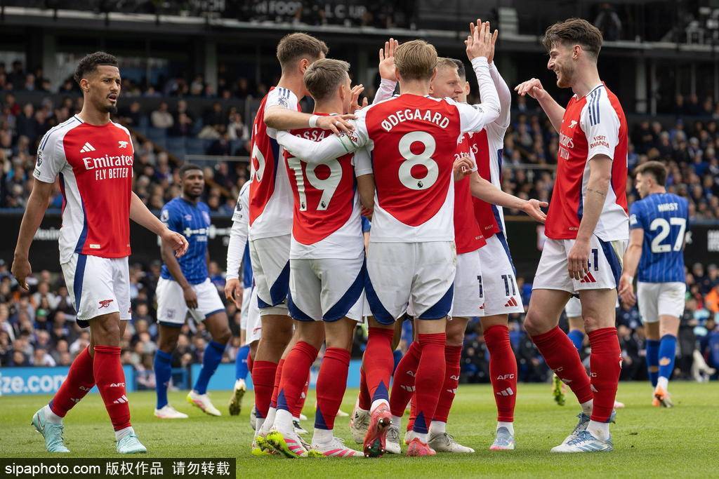 观战台:巴萨火拼国米+枪手死磕巴黎 曼联欧联放手一搏