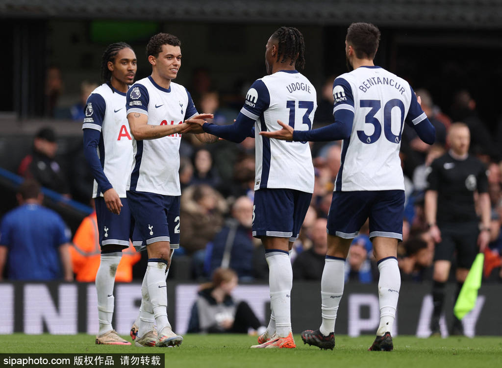 观战台:巴萨火拼国米+枪手死磕巴黎 曼联欧联放手一搏