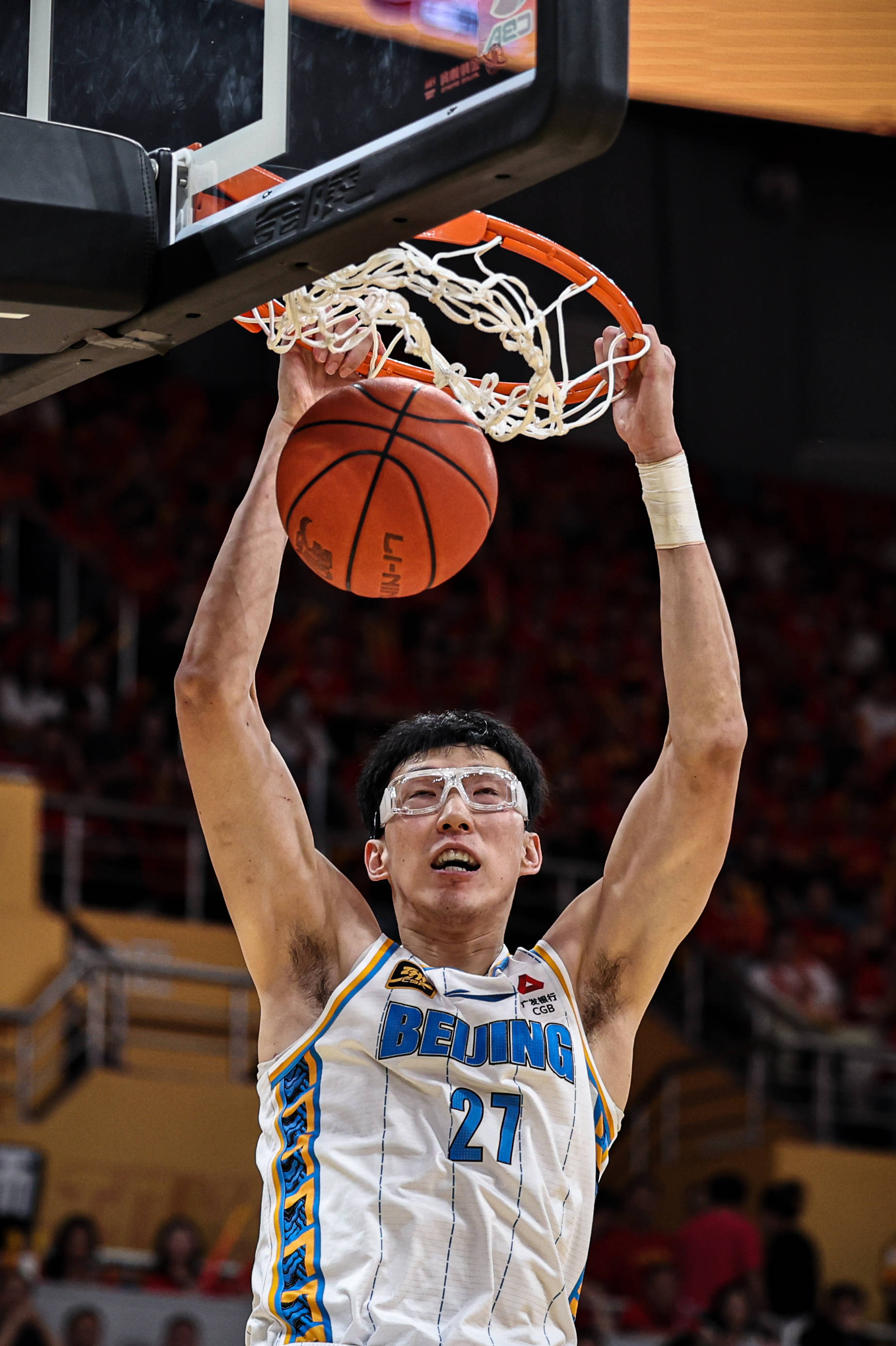 总决赛-周琦13+14胡金秋26分 北京客场擒广厦总分1-0