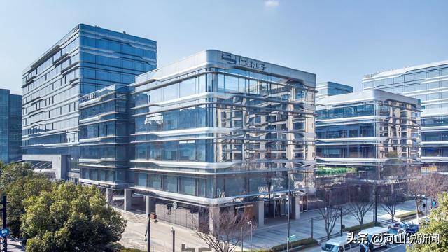 他，永州首富，曾是理科状元，放弃美国高薪，归国后身价105亿