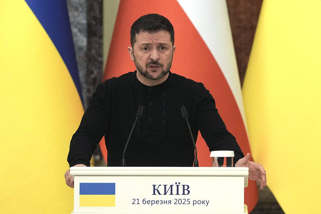 德乌签署57亿美元协议!德总理:支持在乌本土生产远程导弹!俄媒体人:若莫斯科遭“金牛座”袭击,不排除回击柏林