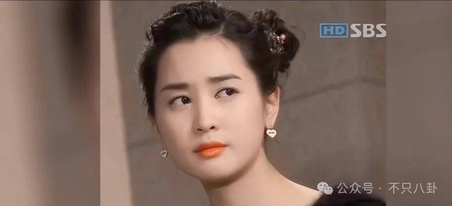 自曝与丈夫经常吵架?但怎么感觉她是在变相秀恩爱呢!