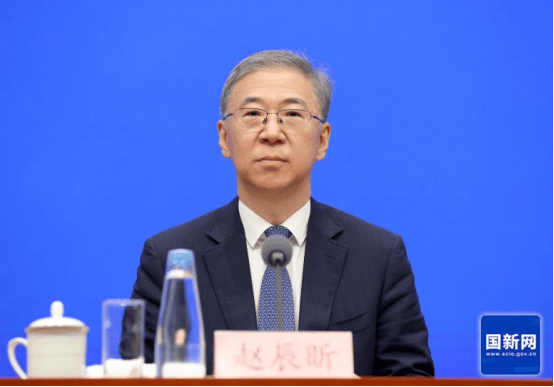 又一“70后”中央候补晋升正部；两大央企“换将”