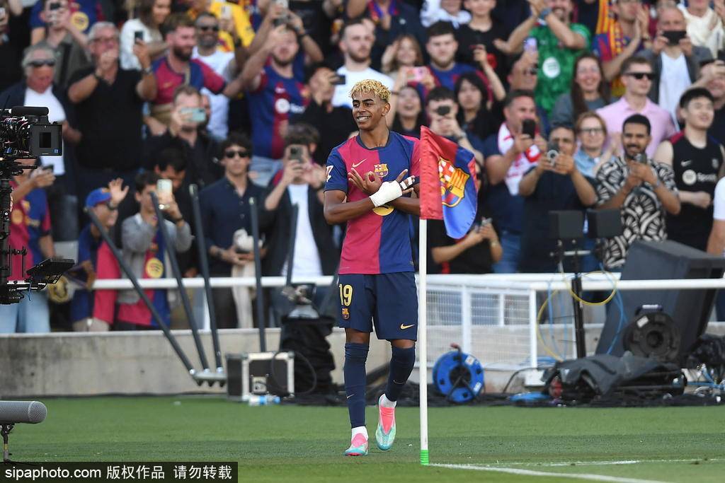 再见17岁！63战21球24助 乘风少年亚马尔18岁从头再来