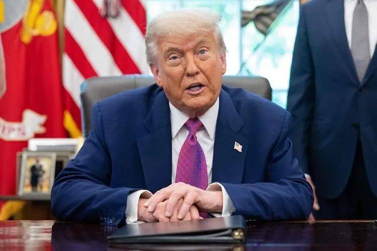 就在刚刚！中方10字通告撼动世界，美国人终于承认，中国开始超越美国