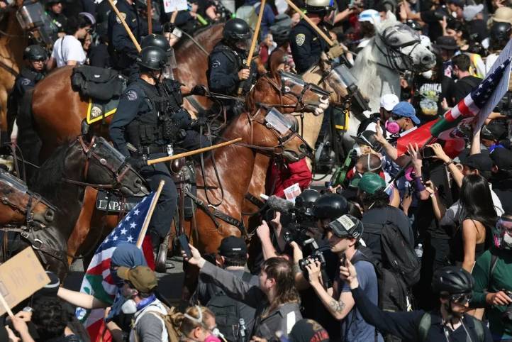 奥巴马发声，白宫怼：美国人要真在意你的想法，就选哈里斯了