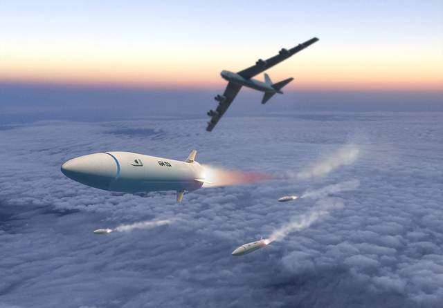 风头盖过歼20!歼10带着新战术亮相航展,美军未来几年都学不会