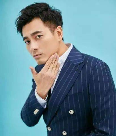 考古|宋佳被曝隐婚?男方曾导《白夜追凶》两人恋爱7年,情路坎坷的她终修得正果