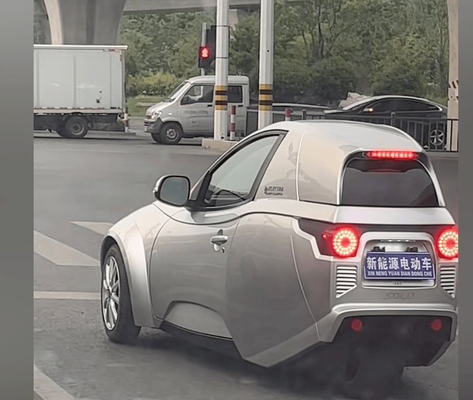 老头乐，县城小伙的「精神迈巴赫」？