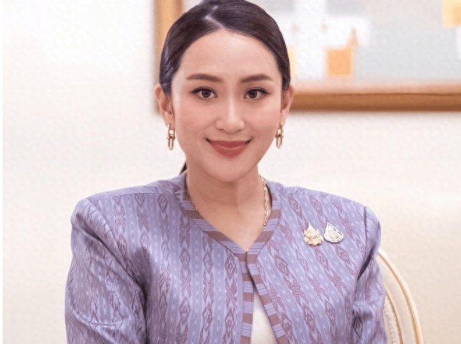 当不成总理了？佩通坦出高招，将防长交给军方，洪森算计彻底落空